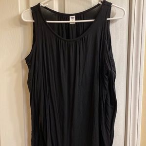 Old Navy black cold shoulder shirt